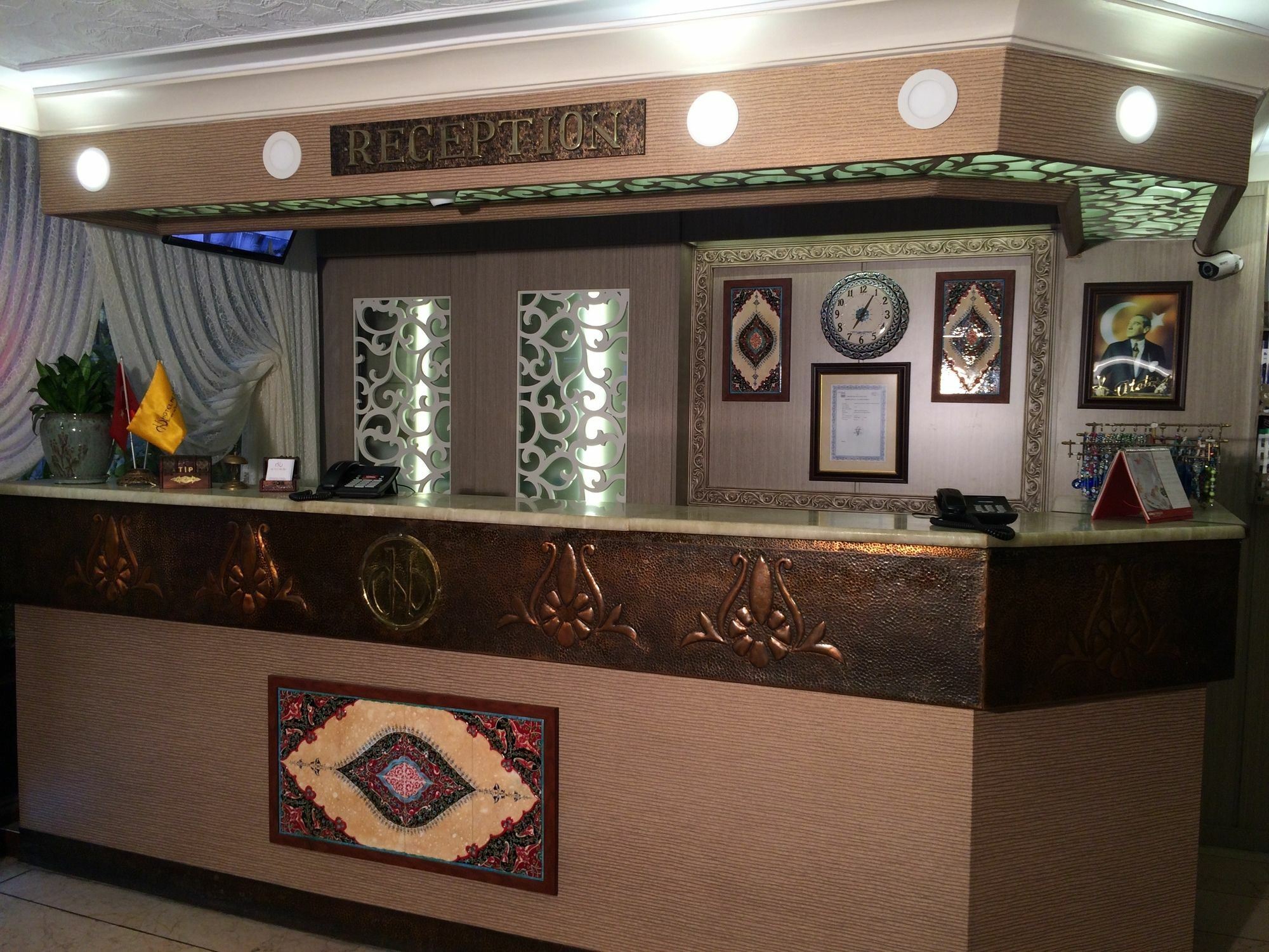 Hotel Nezih Istanbul Bagian luar foto